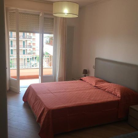 Minerva Apartment Deiva Marina Ngoại thất bức ảnh