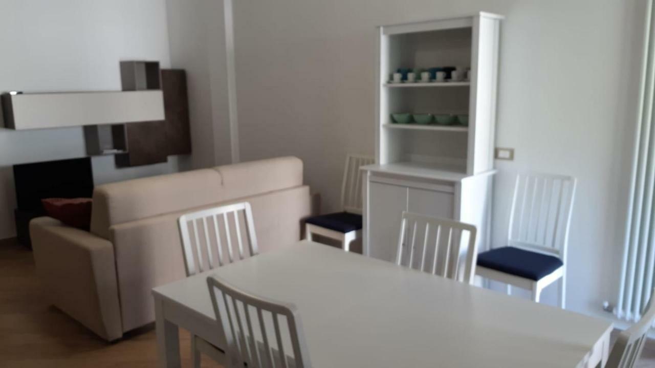 Minerva Apartment Deiva Marina Ngoại thất bức ảnh