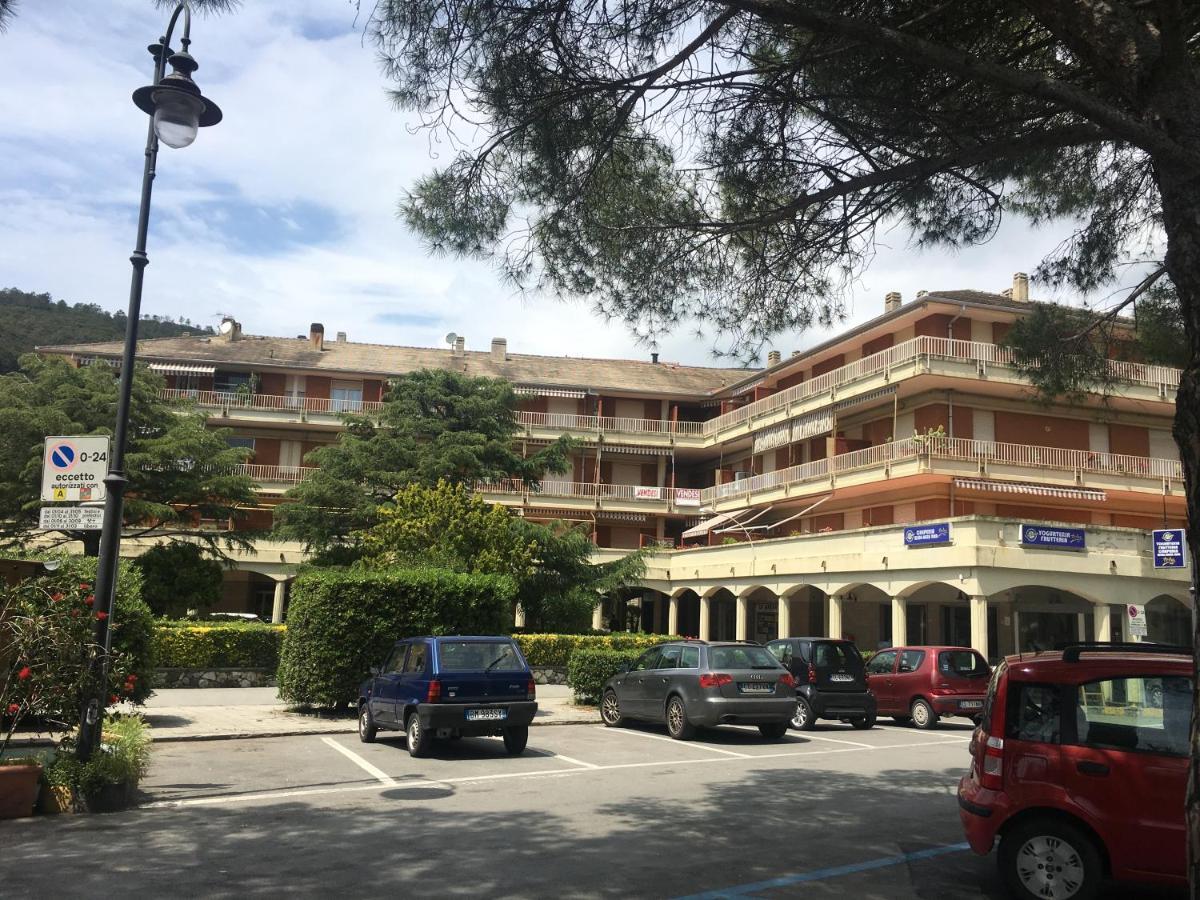 Minerva Apartment Deiva Marina Ngoại thất bức ảnh
